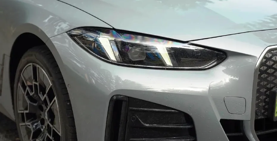 BMW i4 eDrive35