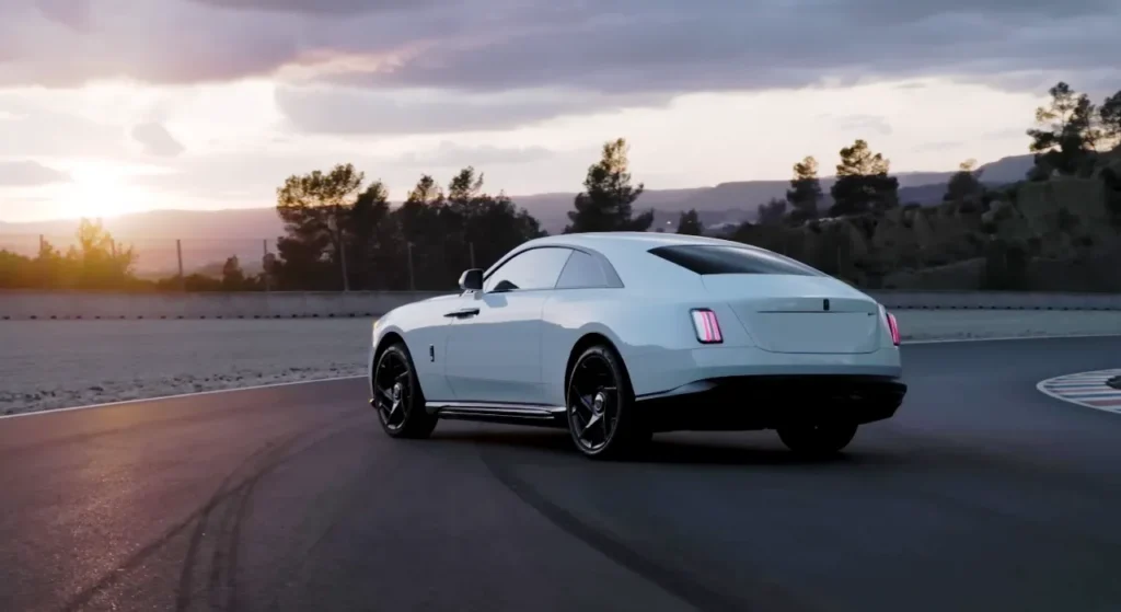 RollsRoyceSpectre