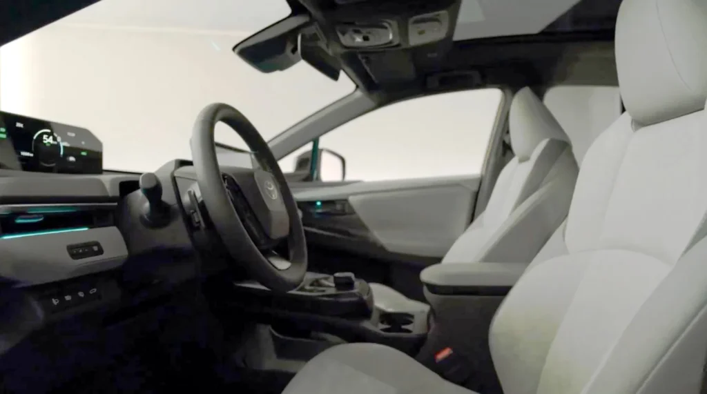 Toyota C-HR+