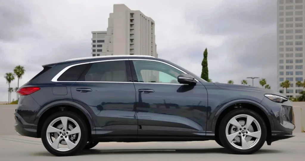 AudiQ5 2025