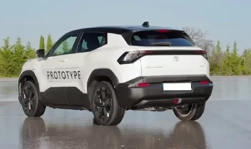 ToyotaUrbanCruiserPrototype