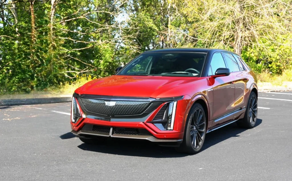 CadillacLYRIQV