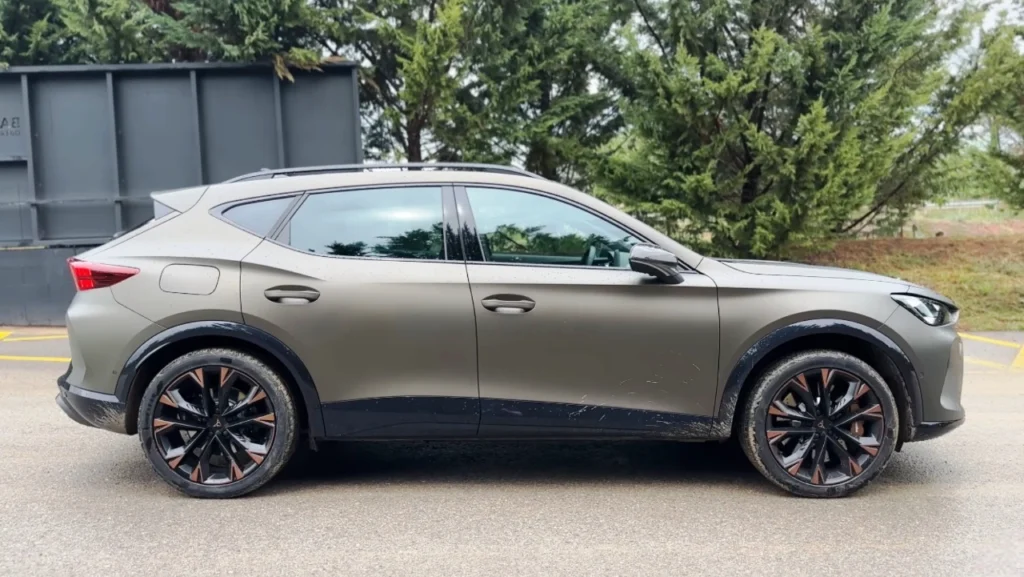 CupraFormentorVZ3SUV