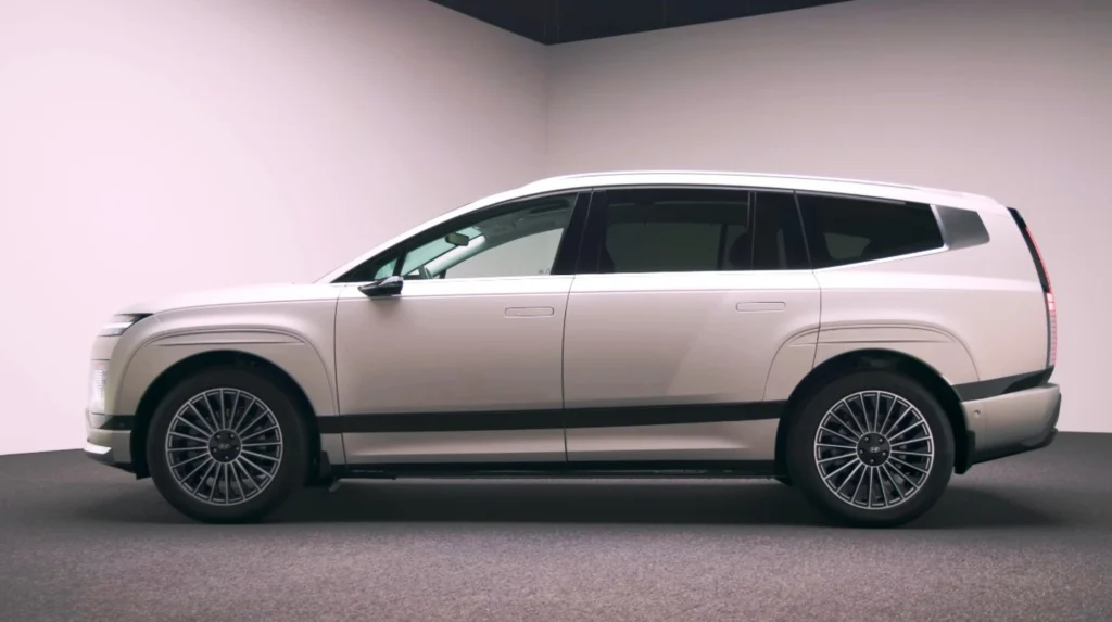 HyundaiIONIQ9ElectricSUV