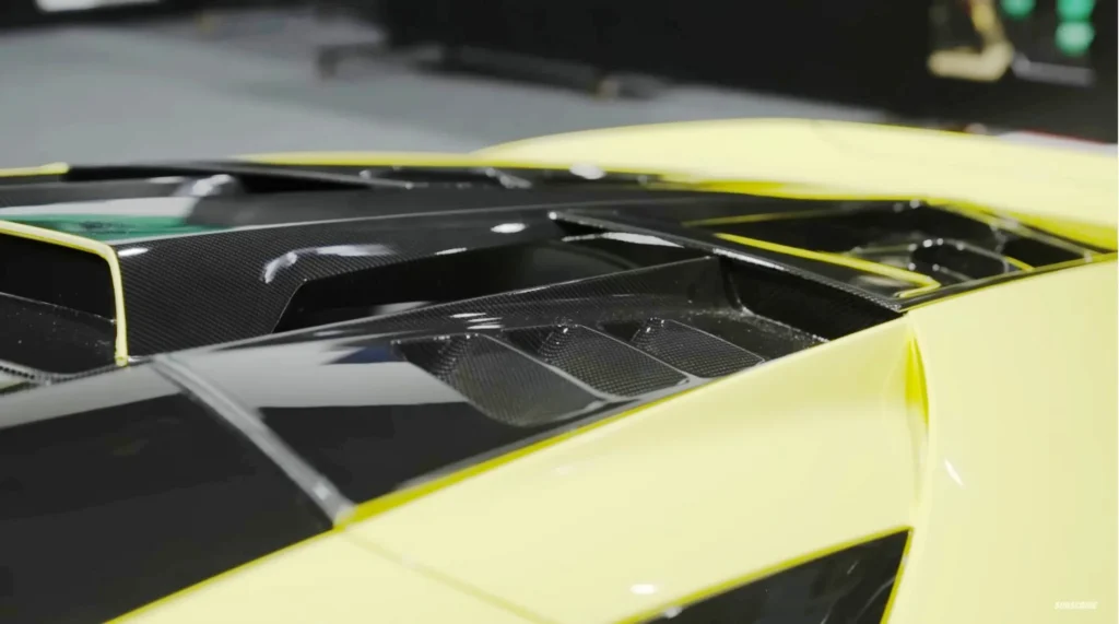 LamborghiniFenomenoV12