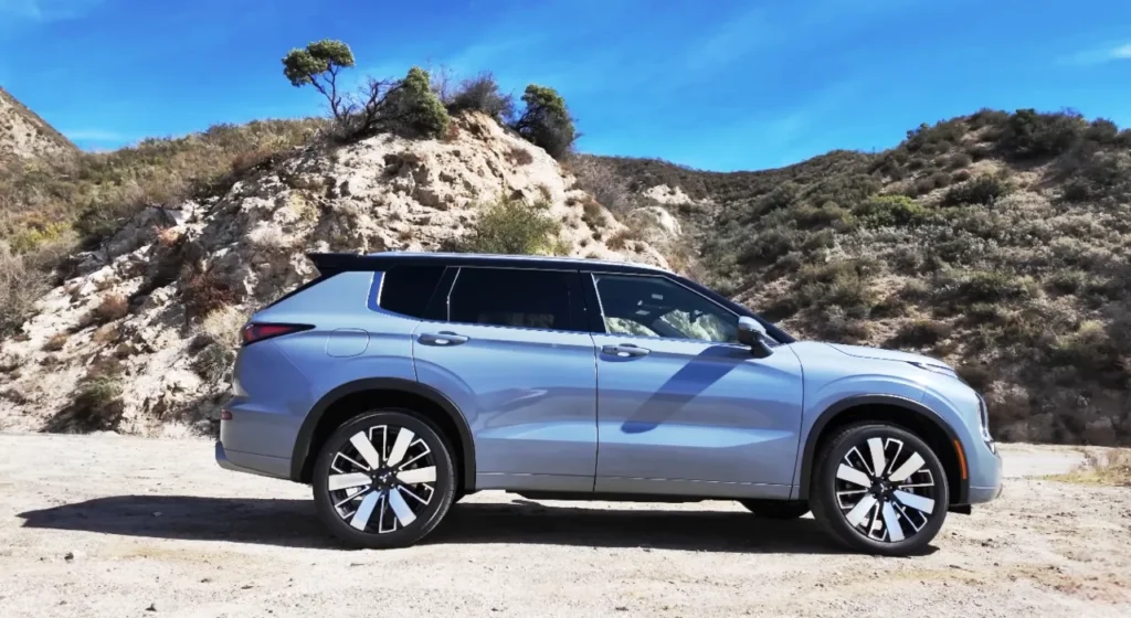 MitsubishiOutlander