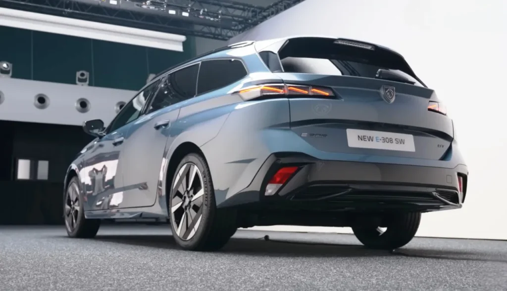 PeugeotE-308