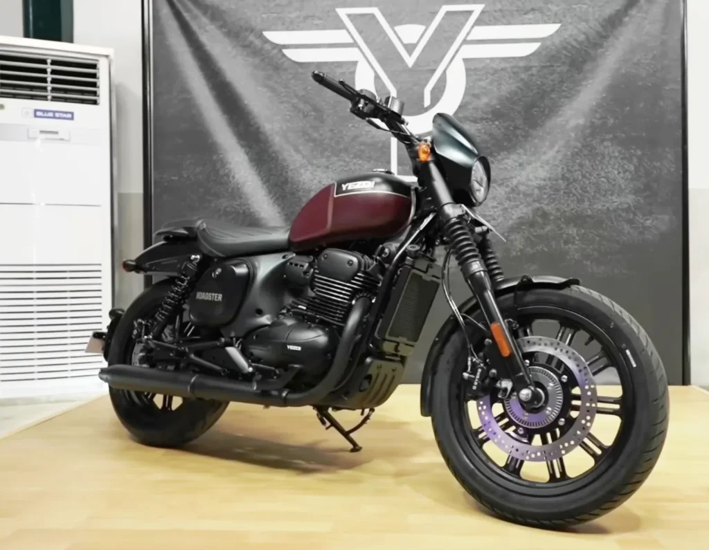 YezdiRoadster