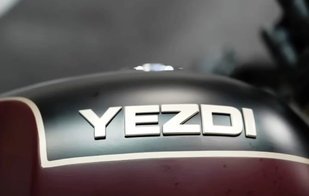 YezdiRoadster