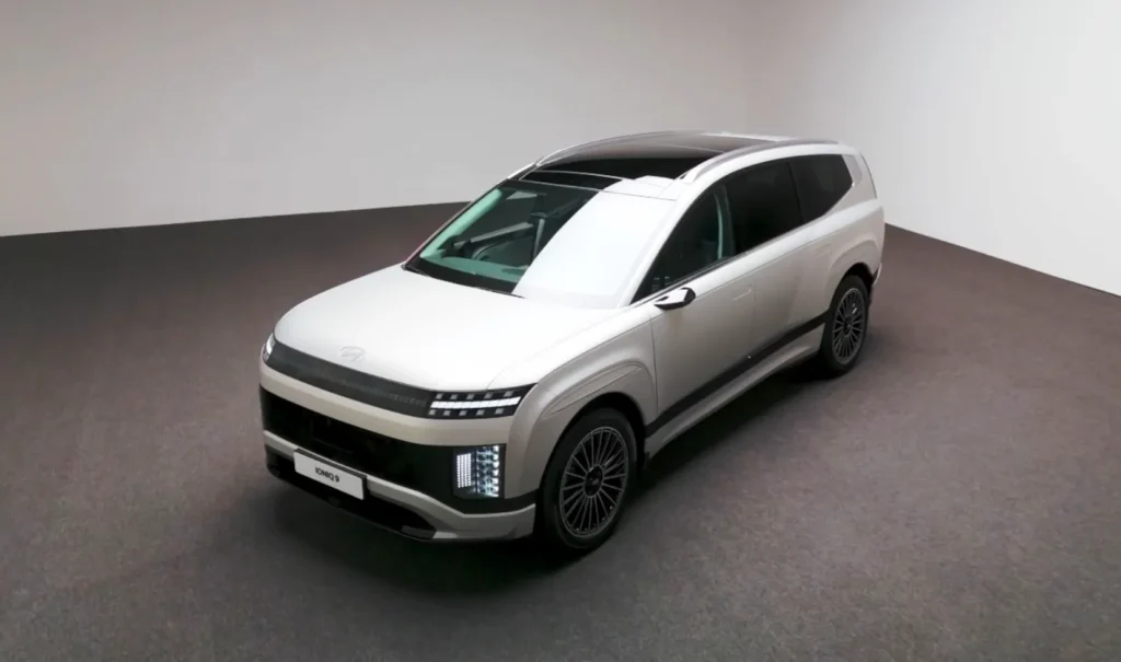 HyundaiIoniq9