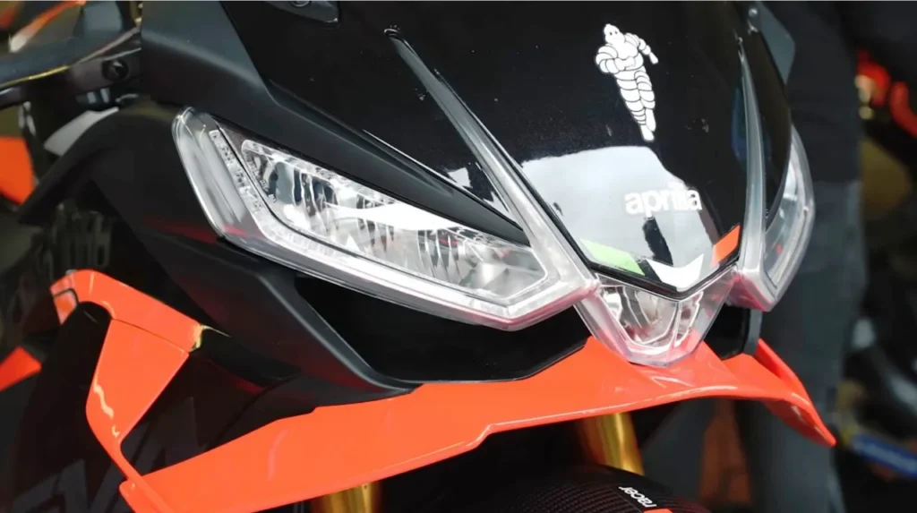 Aprilia RSV4