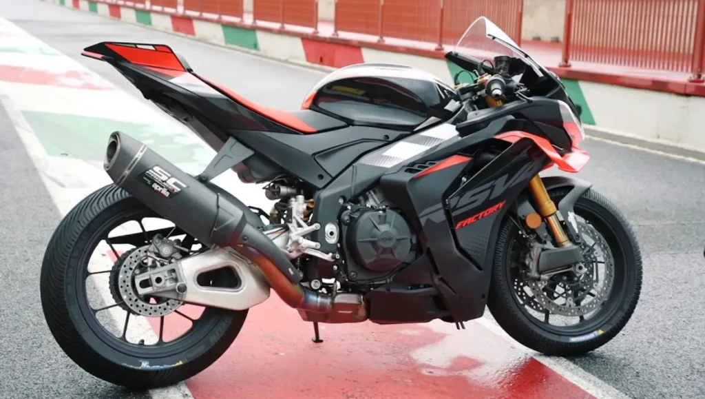 Aprilia RSV4