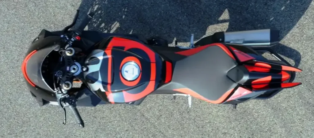 Aprilia RSV4