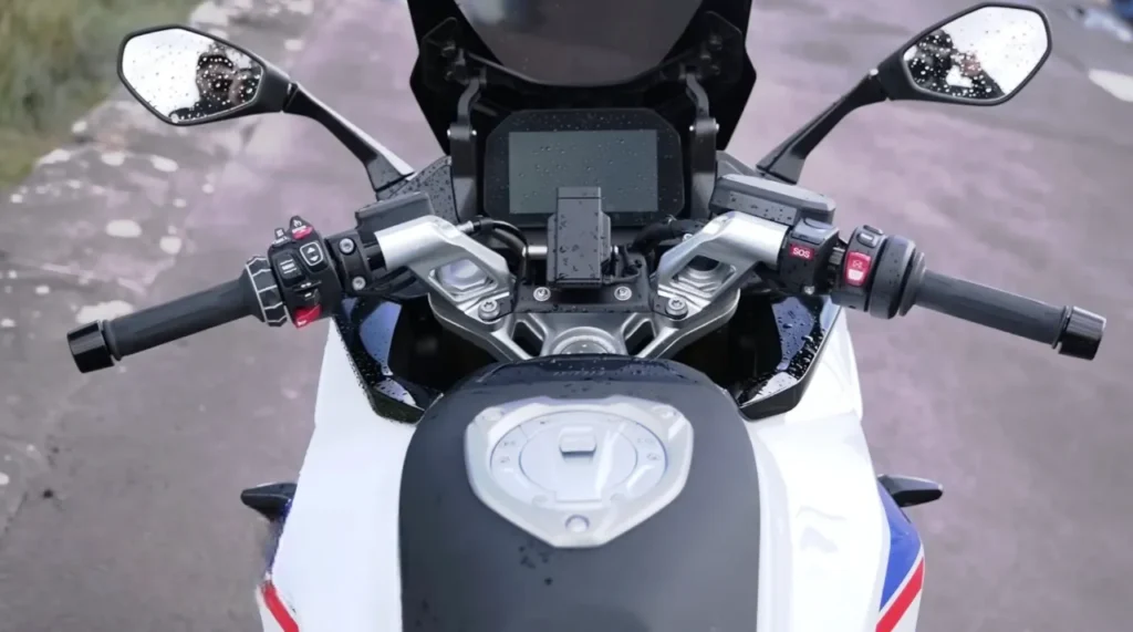 BMWR1300RS 