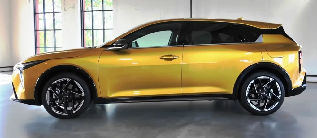 Kia K4