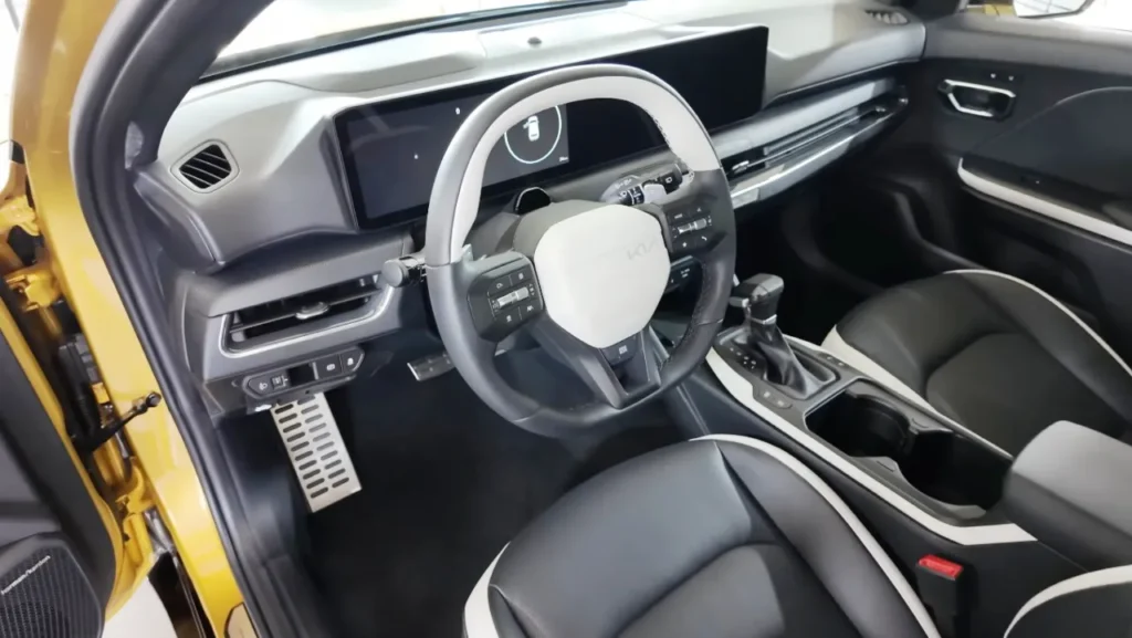 Kia K4 