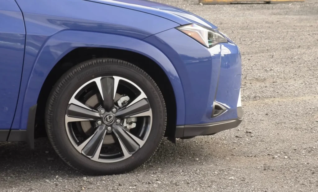 LexusUX300h