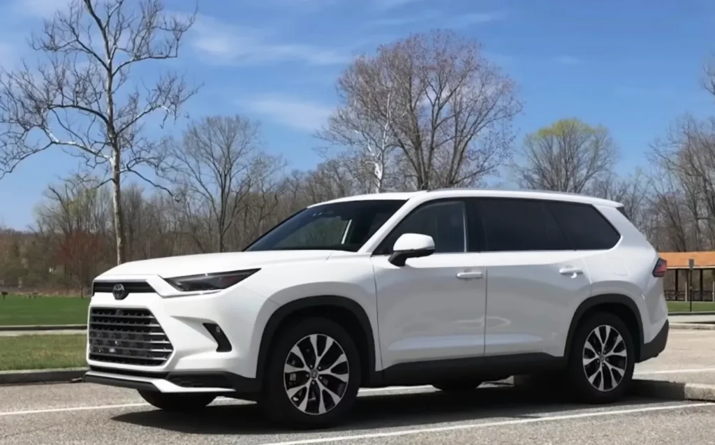 ToyotaGrandHighlander