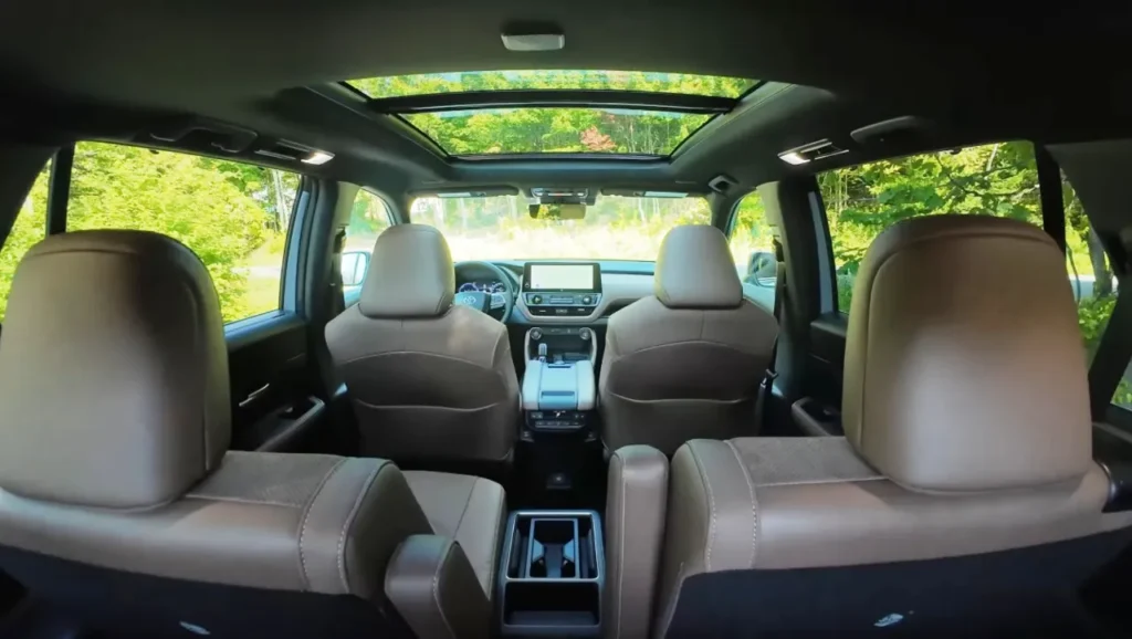 ToyotaGrandHighlander