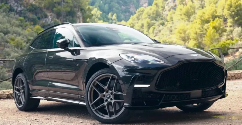 AstonMartinDBXS