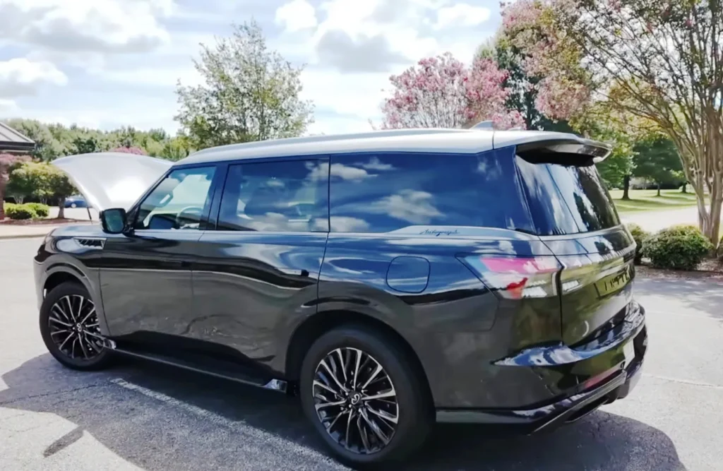 InfinitiQX8