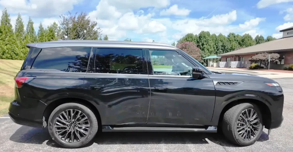 InfinitiQX8