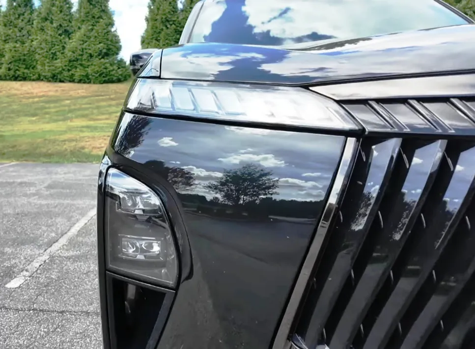 InfinitiQX8