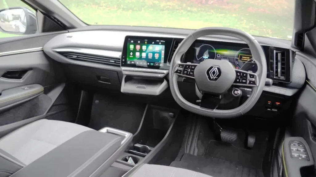 RenaultMeganeE-Tech