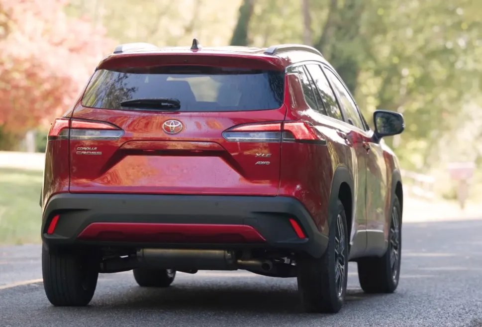 ToyotaCorollaCrossHybrid