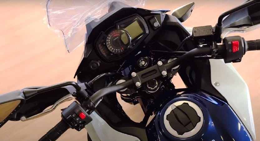 2025KawasakiVersysX300review