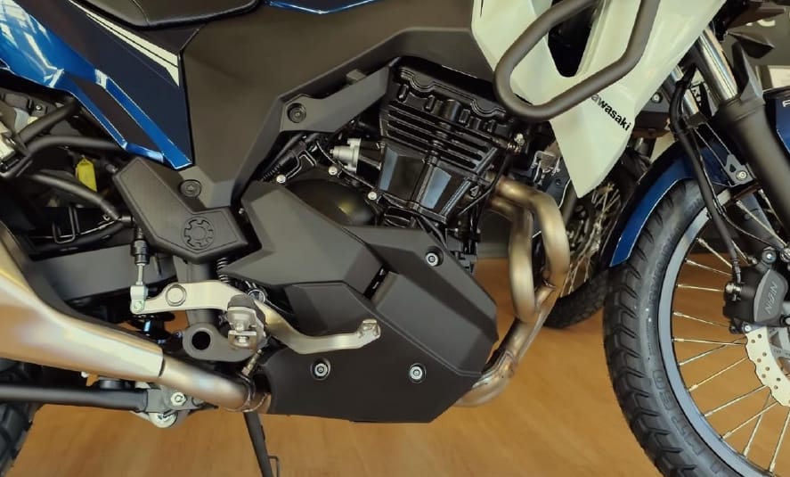2025KawasakiVersysX300review