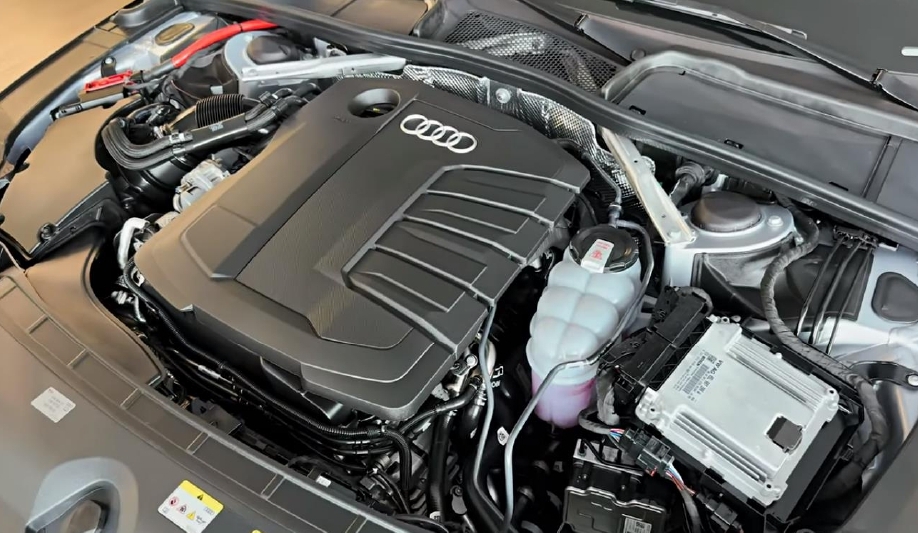 AudiA4SignatureEditioninIndia