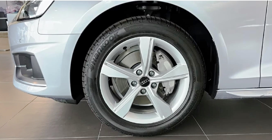 AudiA4SignatureEditioninIndia