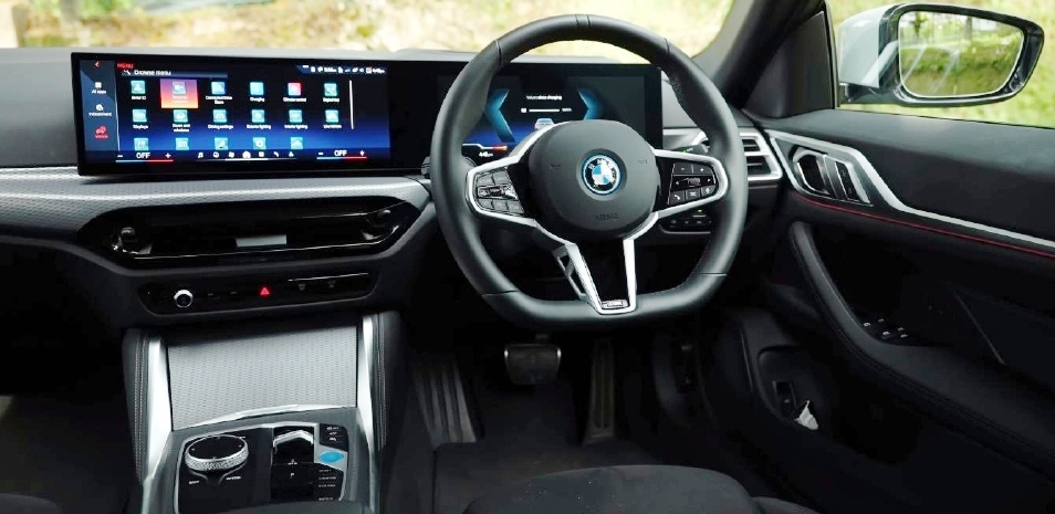 2025BMWi4eDrive35