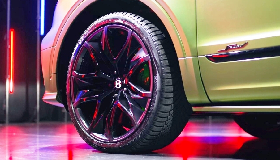 2025BentleyBentaygaSpeedReview