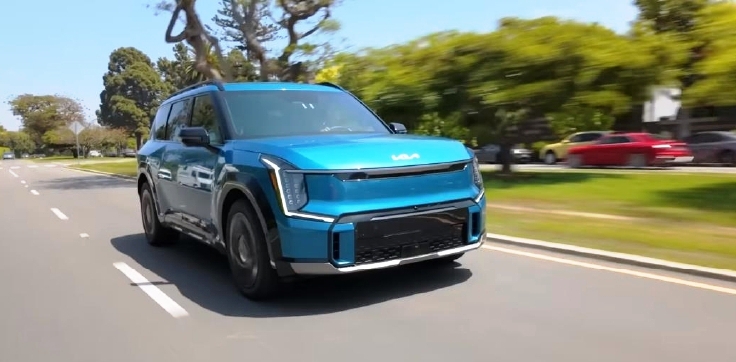 Kia EV9,Volvo EX90,VW ID Buzz Review2025