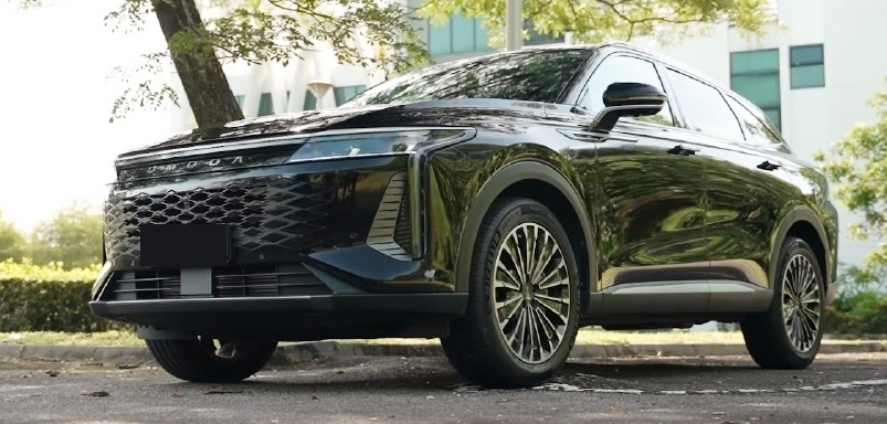 hightechOmoda9PHEVSUVEurope