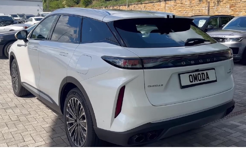 hightechOmoda9PHEVSUVEurope