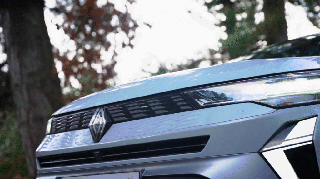 RenaultSymbioz2025compactSUV