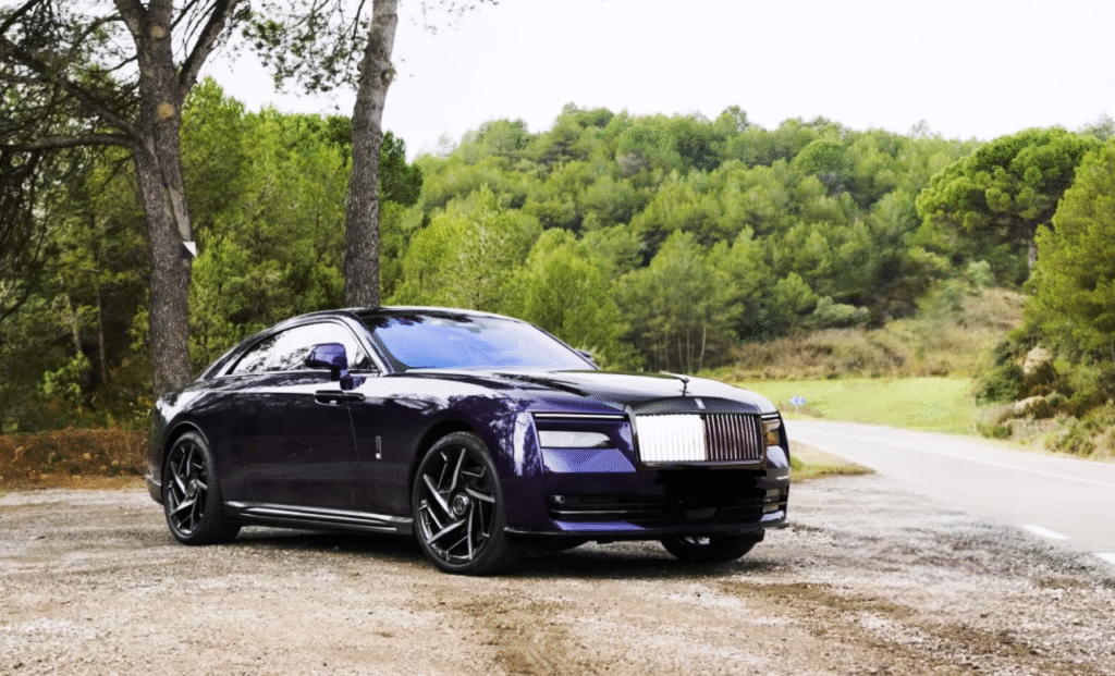 RollsRoyceSpectreBlackBadgeluxurycar2025