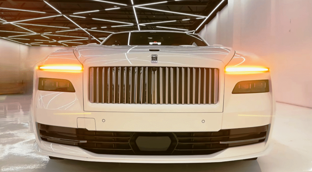 RollsRoyceSpectreBlackBadgeluxurycar2025