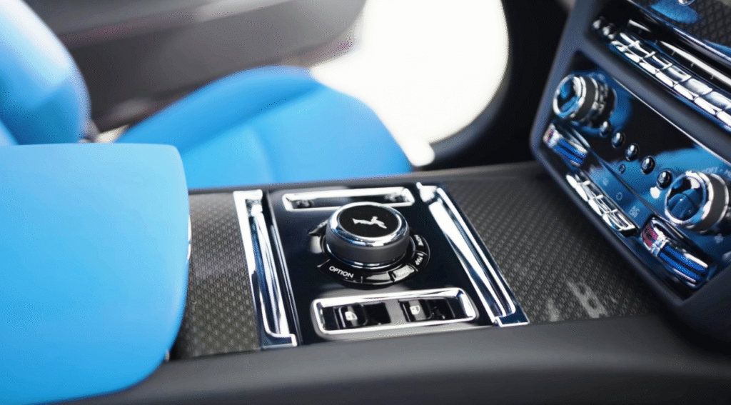 RollsRoyceSpectreBlackBadgeluxurycar2025