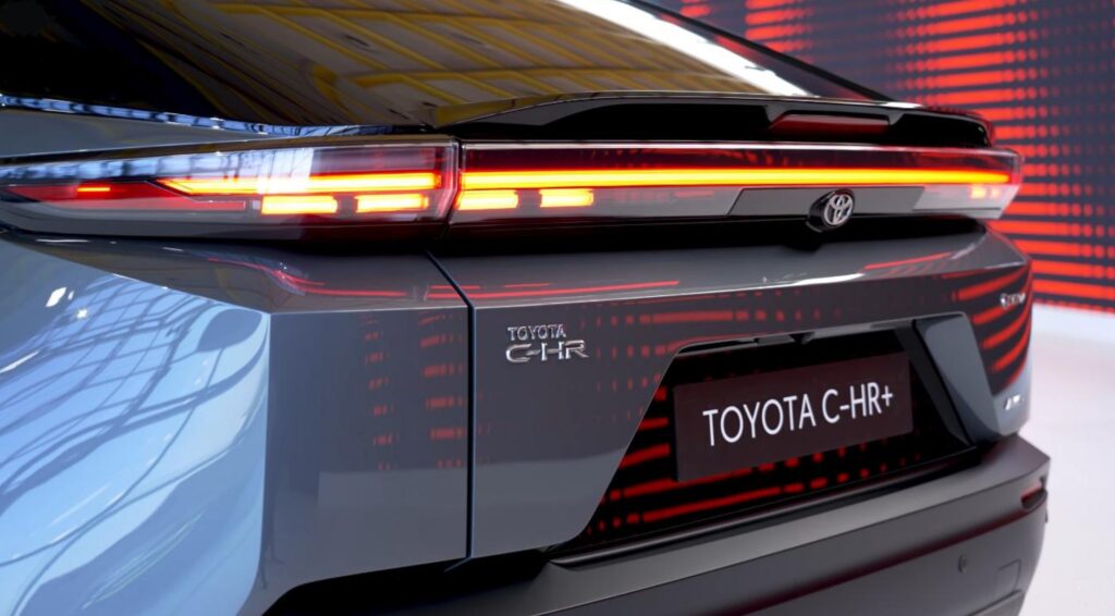 2025ToyotaC-HR+