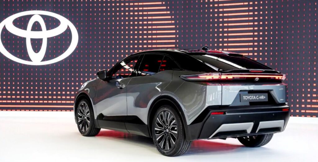 2025ToyotaC-HR+