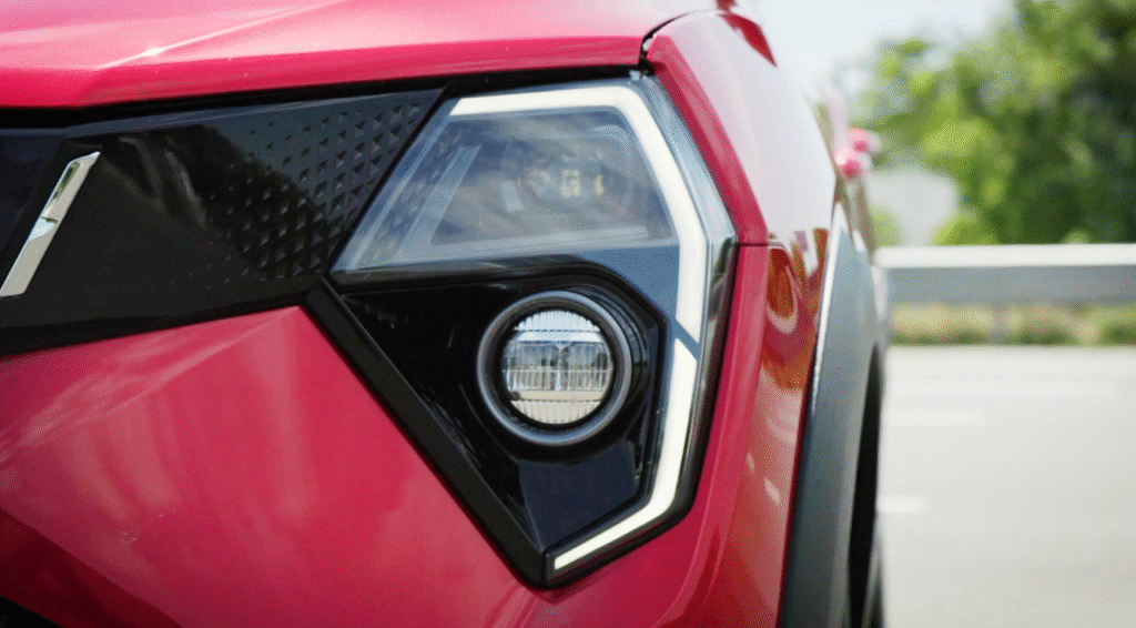 MahindraXUV3XOAustralianjuly2025