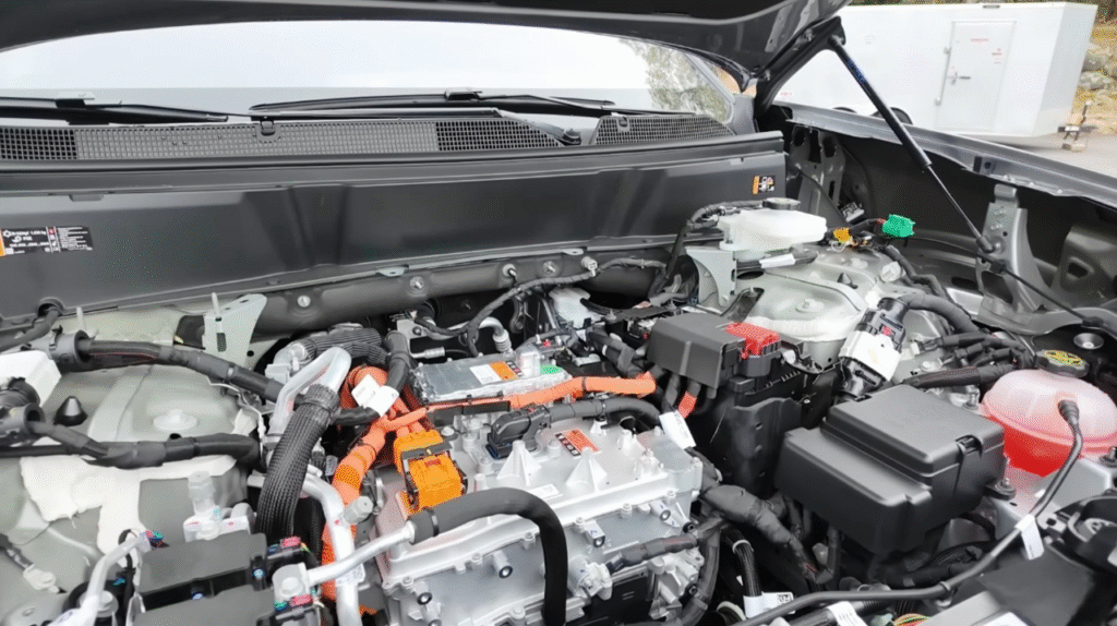 CadillacVISTIQthreerowelectricSUV