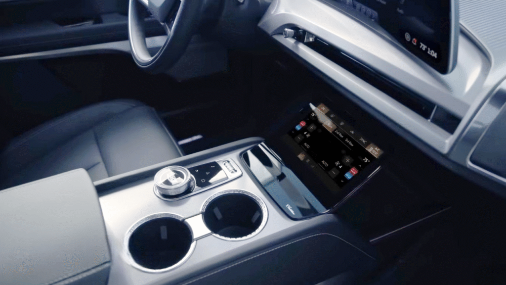 CadillacVISTIQthreerowelectricSUV