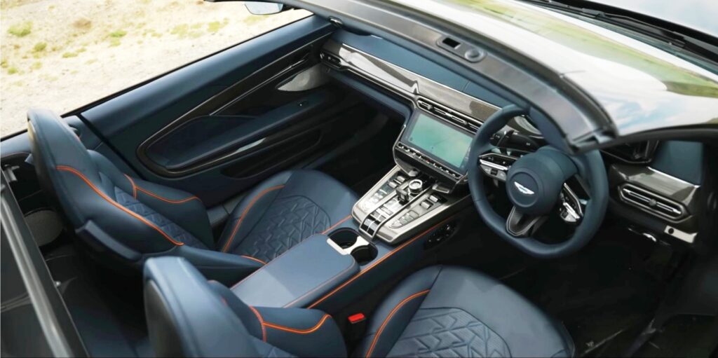 AstonMartinVanquishVolante2026