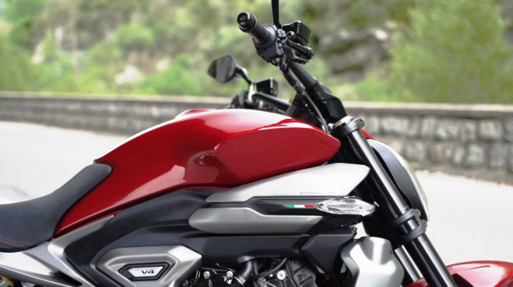 DucatiXDiavelV4Luxurycruiser