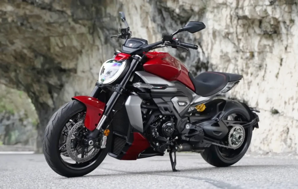 Ducati XDiavel V4